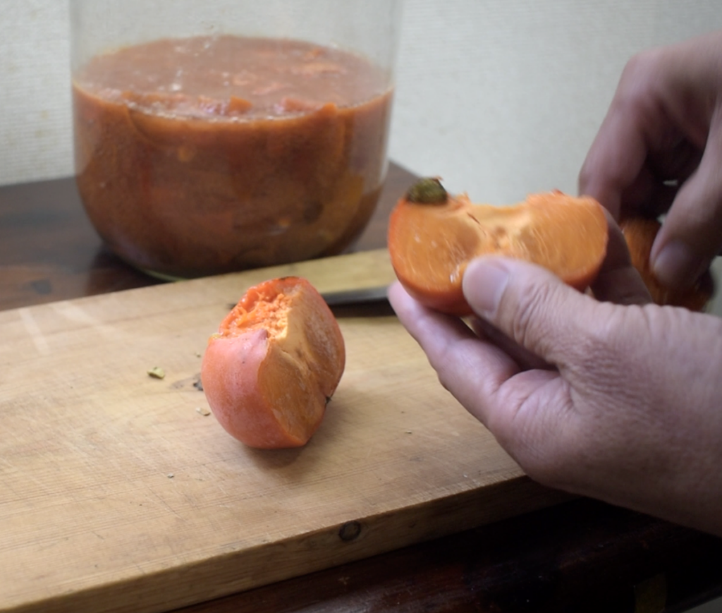 熟した柿が最高です。